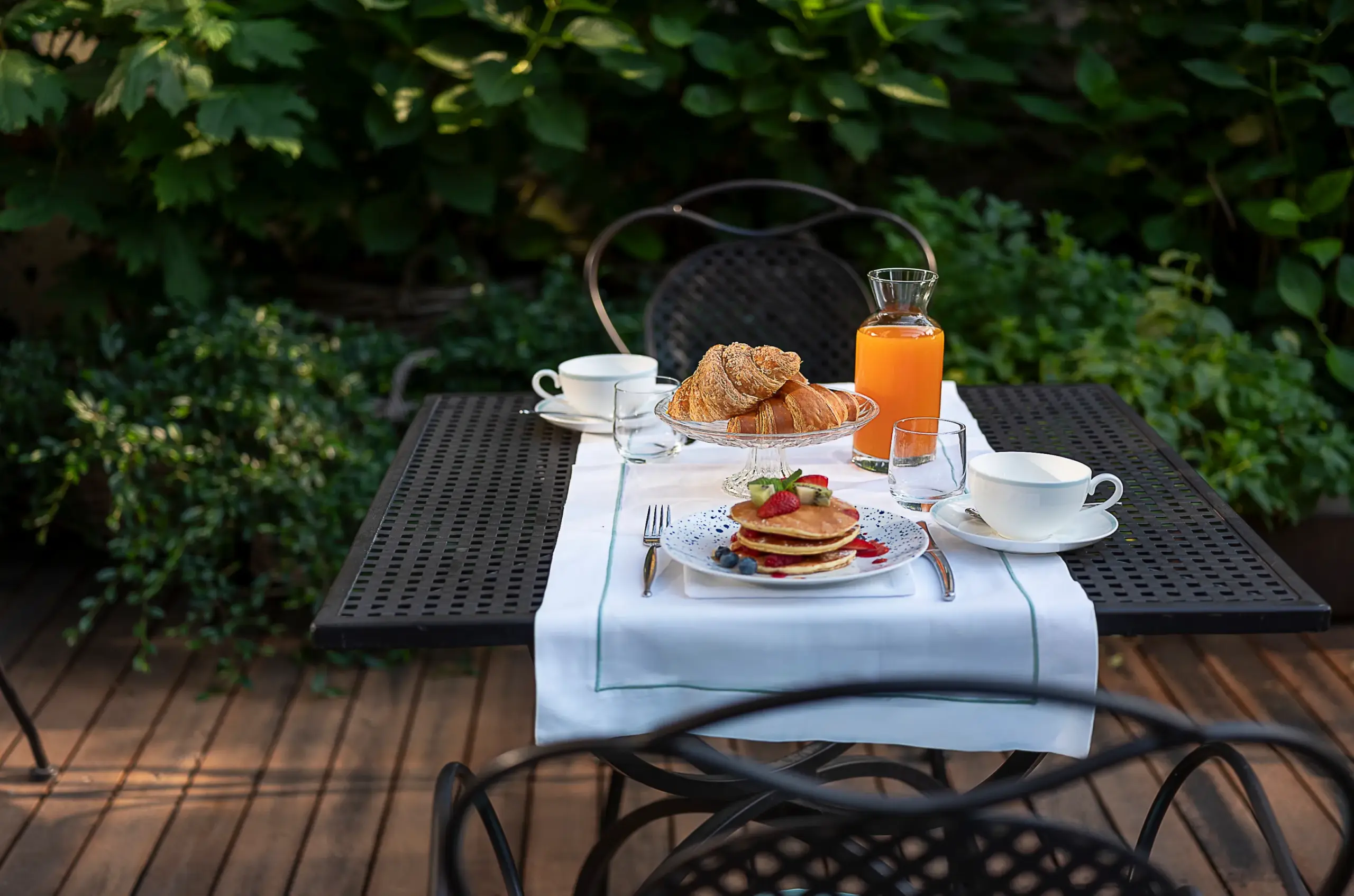 colazione-in-giardino-park-hotel-desenzano colazione in giardino park hotel desenzano
