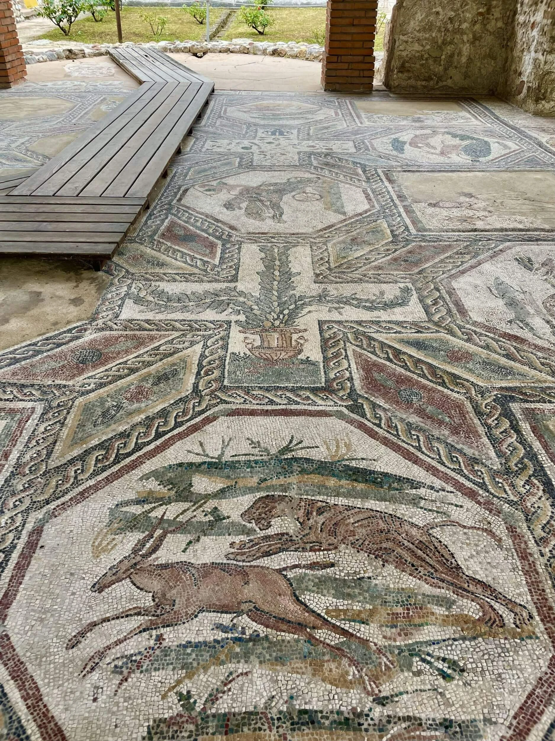 mosaico caccia villa romana desenzano