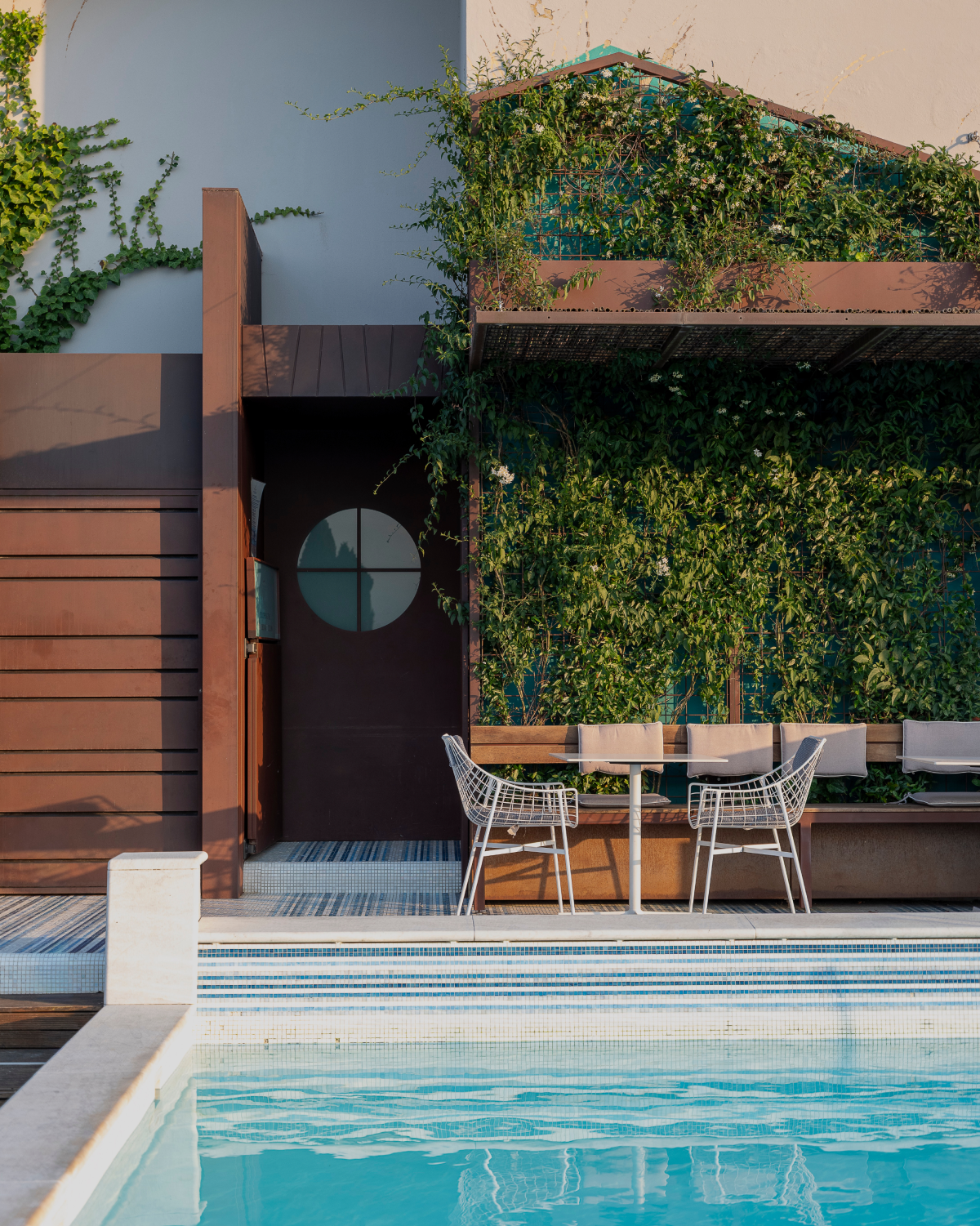 piscina esterna hotel desenzano