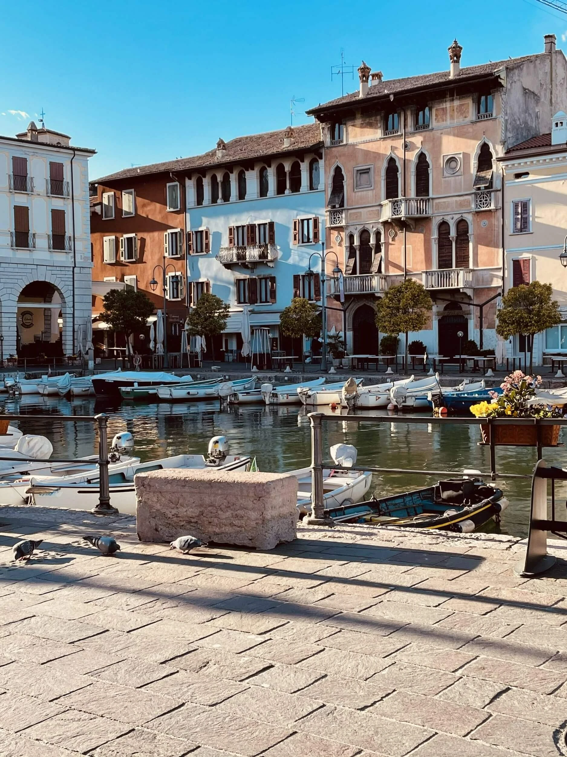 porto vecchio desenzano del garda